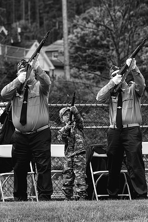 CRP_6924 b bw